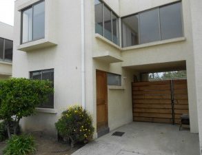 Arriendo Casa en Talca, En Calle 5 Oriente 7 y 8 Norte